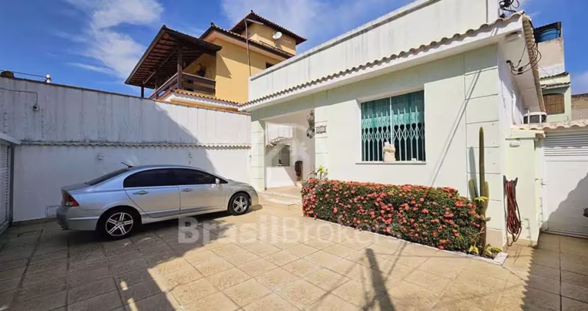 Casa de 189m², com 5 quartos e 4 vagas de garagem em vila da penha
