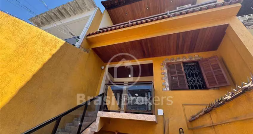 Casa com 3 quartos à venda na Rua Garcia Redondo, Cachambi, Rio de Janeiro