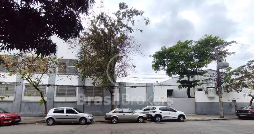Barracão / Galpão / Depósito com 15 salas à venda na Rua Ana Guimarães, Rocha, Rio de Janeiro