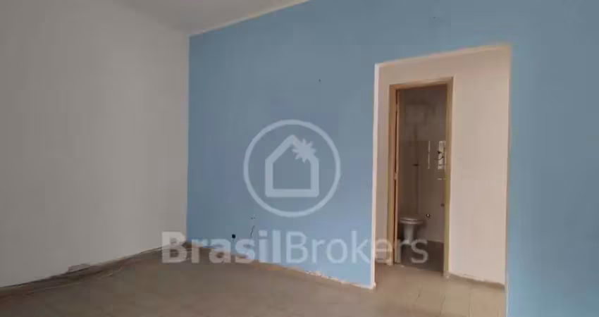 Casa em vila charmosa e segura colada na dom hélder