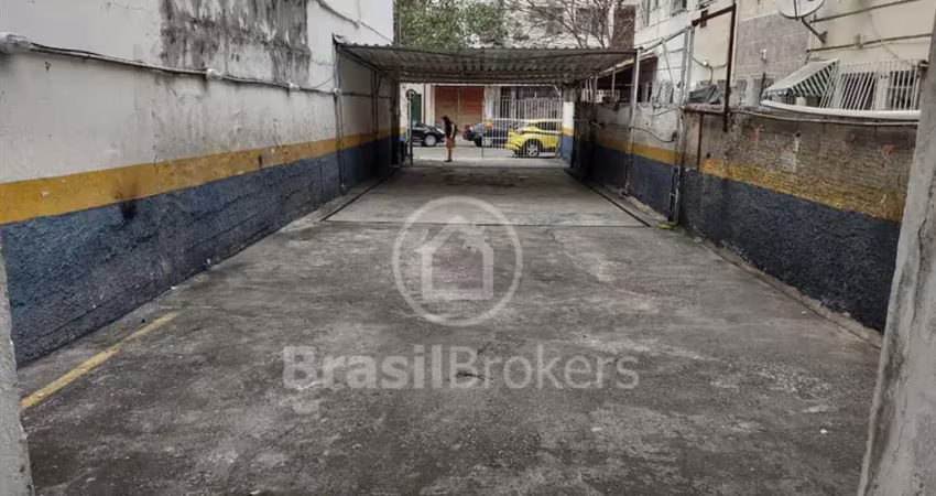 Vendo terreno no centro do méier, localização privilegiada!