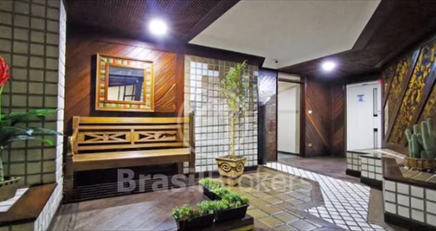 Excelente apartamento de 2 quartos na HADOOCK LOBO - Tijuca