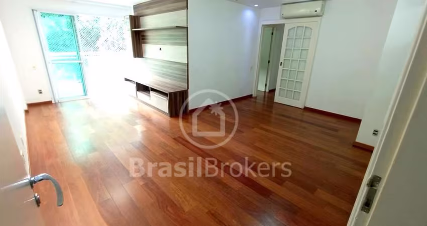 Apartamento de 3 quartos (1 suíte) com 100 m², 2 vagas de garagem em condomínio com Total infraestrutura