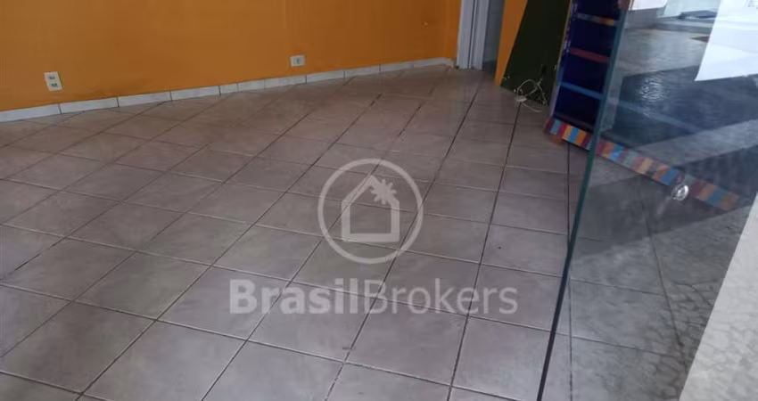 Loja  em galeria excelente localização com vaga