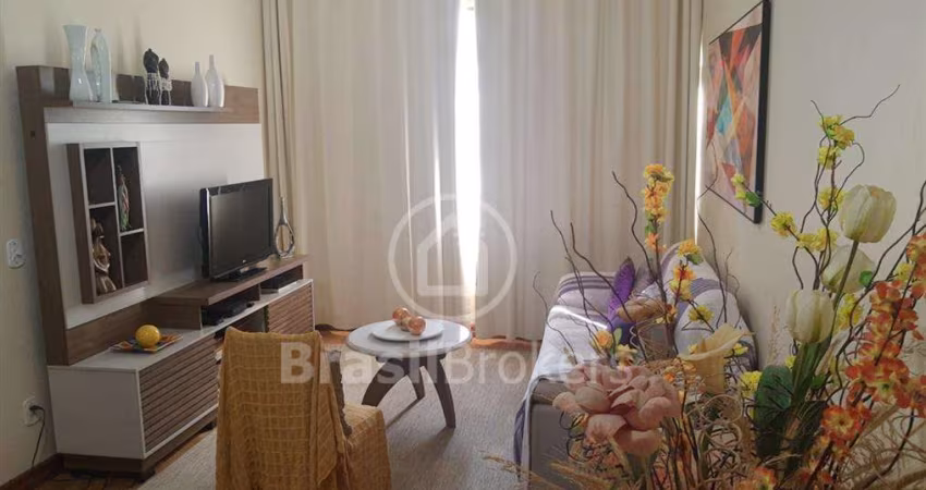 EXCELENTE APARTAMENTO SALA 3 QUARTOS ÓTIMA LOCALIZAÇÃO UM PASSO DA S. PENA