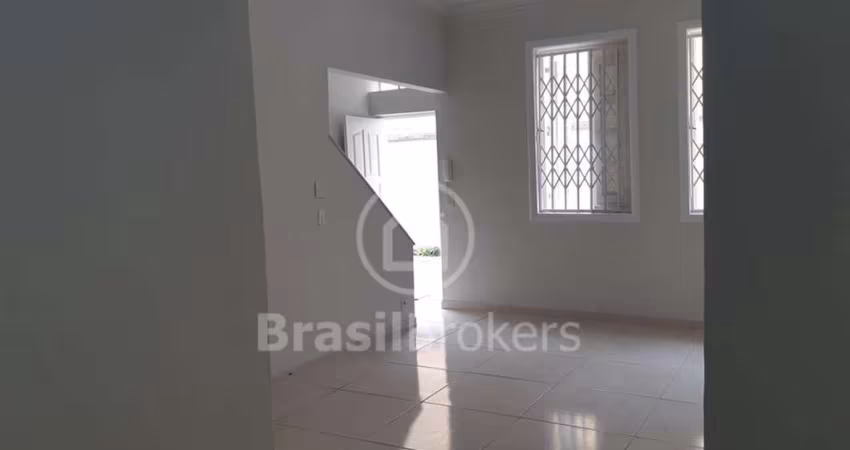 Casa triplex de vila à venda com 90m² e 3 quartos com vaga na Tijuca!