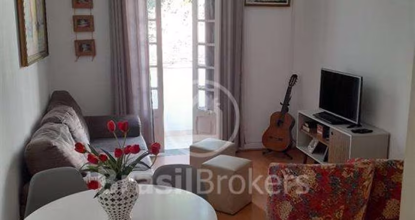 Apartamento de 2 quartos na Conde de Bonfim