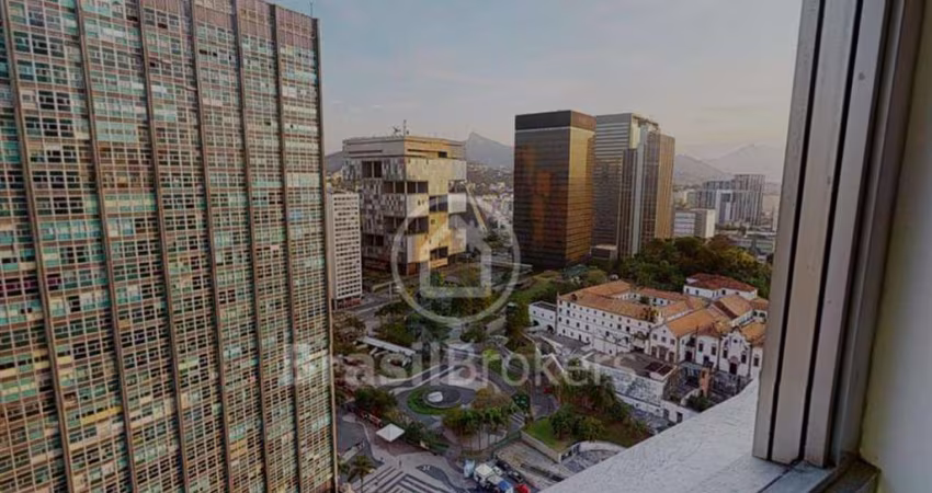 Duas salas comerciais conjugadas com 74 m2 na melhor localização do Centro da Cidade