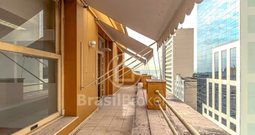 PRÉDIO INTEIRO À VENDA NO CENTRO DO RIO