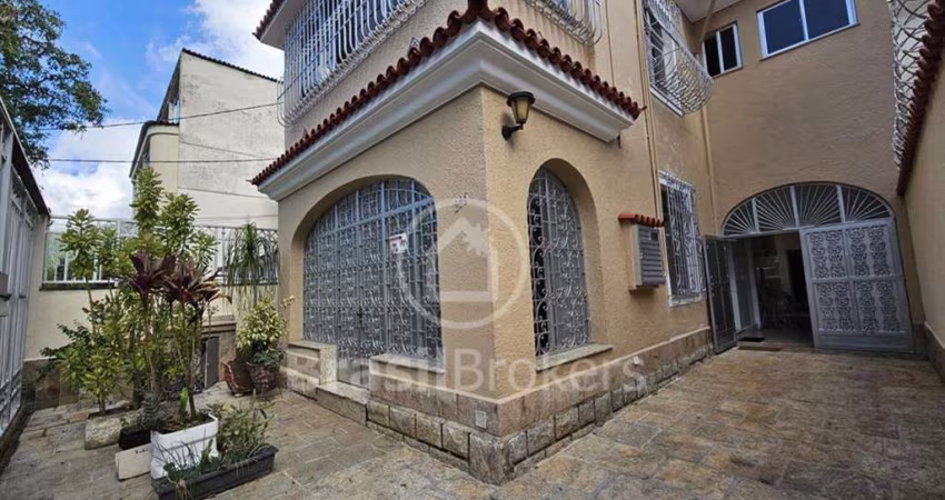 Casa 5 quartos 250m2  /À venda Alto da Boavista
