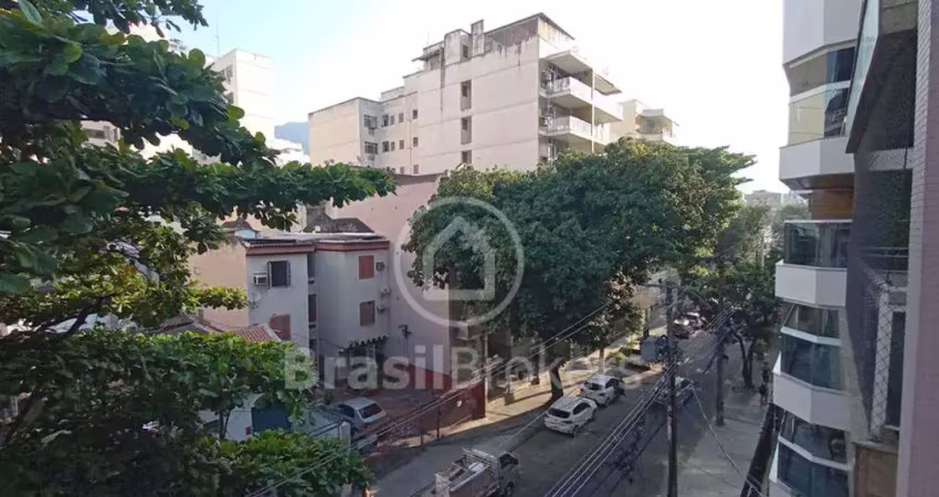 Apartamento de 2 quartos e 1 vaga em vila isabel com 65m² e próximo ao shopping tijuca