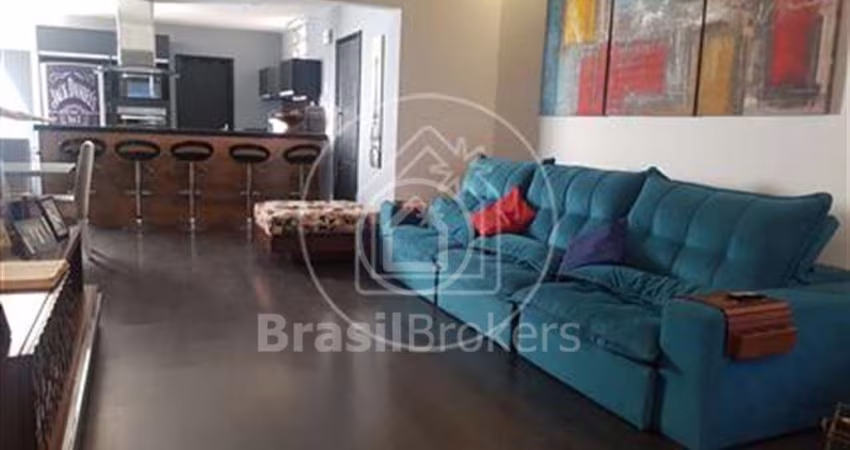 Apartamento à venda com 70,00m² e 3 quartos em Tijuca, Rio de Janeiro - rj