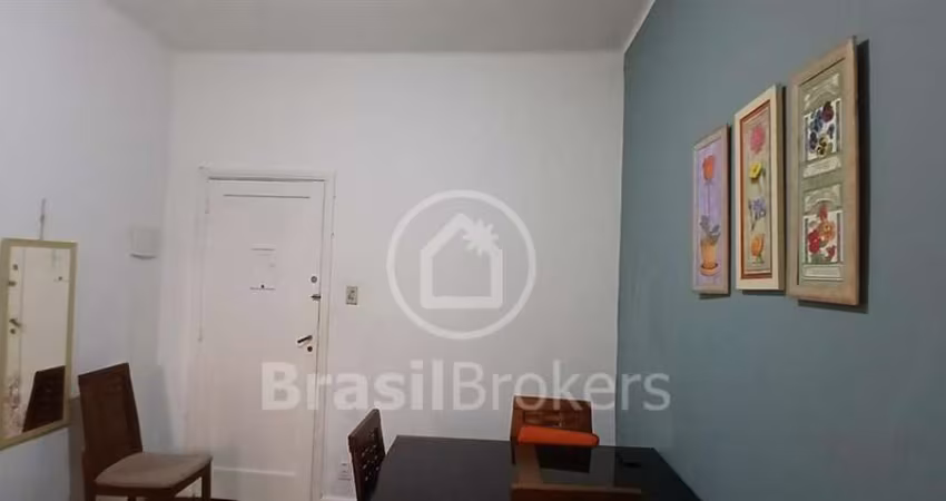 QUARTO E SALA NO ESTÁCIO