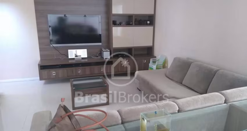 Casa à venda com 304,00m² e 3 quartos em Alto da Boa Vista, Rio de Janeiro - rj