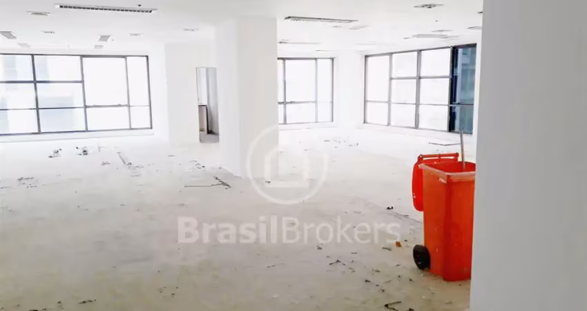 Casa comercial à venda na Rua Rodrigo Silva, Centro, Rio de Janeiro