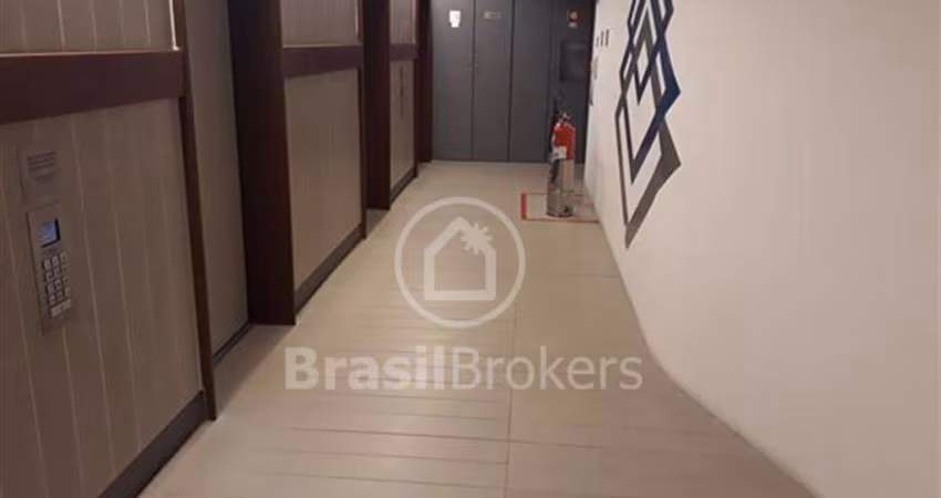 Belo  espaço comercial em prédio super apresentável no centro do Rio