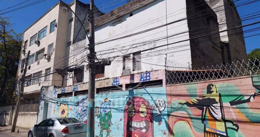 Prédio à venda na Avenida Maracanã, Maracanã, Rio de Janeiro