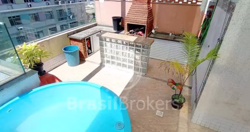 Cobertura Duplex com 3 quartos, terraço, churrasqueira e piscina, varanda, 3 vagas e a 2 min do metro Afonso Pena e com placas de Energia solar.