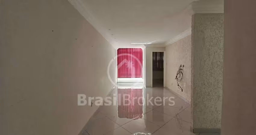 Apartamento reformado de 3 quartos com 90m² colado ao metrô saens pena!!!