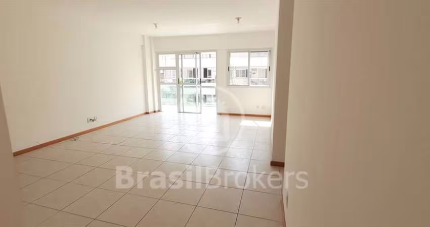 Apartamento de 3 quartos (1 suite) com 96 m² no condomínio Hydra a 8 minutos do metro Afonso Pena