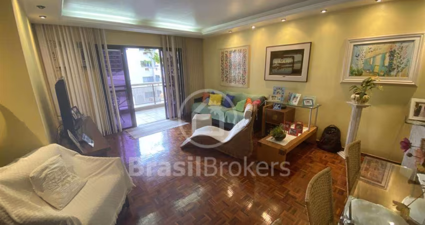 Excelente Apartamento com 3 quartos na Tijuca com 155m²