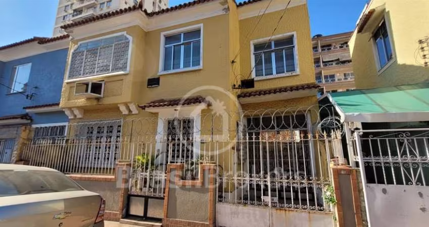 Linda casa de 4 quartos no Andaraí