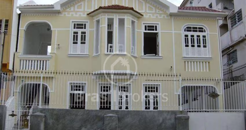 Casa à venda com 543,00m² e 5 quartos em São Cristóvão, Rio de Janeiro - rj