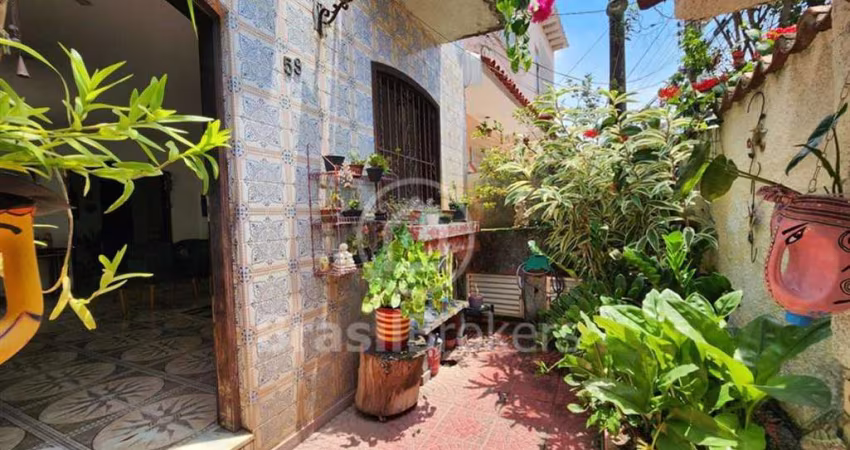 Casa à venda com 219,00m² e 4 quartos em Andaraí, Rio de Janeiro - rj