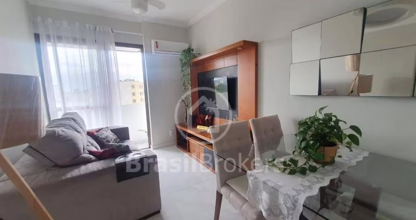 Apartamento à venda com 56,00m² e 2 quartos, 1 suíte, vaga, com infra estrutura completa na Praça da Bandeira.