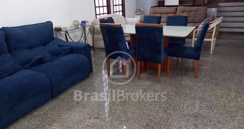 Casa à venda com 450,00m² e 5 quartos em Grajaú, Rio de Janeiro - rj