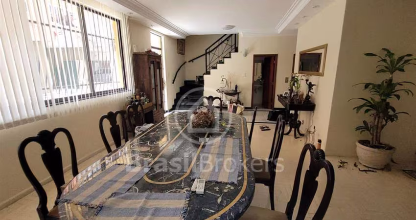Casa de Condomínio à venda com 408,00m² e 8 quartos em Tijuca, Rio de Janeiro - rj