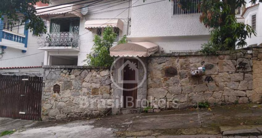 Casa à venda com 360,00m² e 5 quartos em Tijuca, Rio de Janeiro - rj