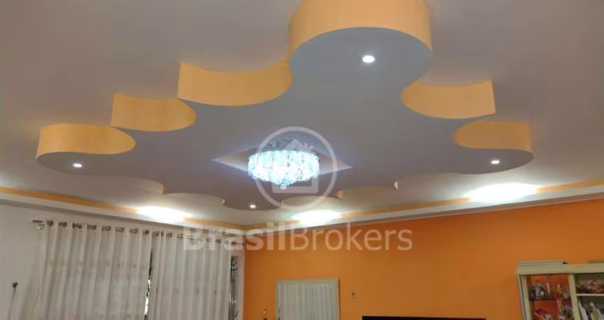 Casa à venda com 453,00m² e 7 quartos em Grajaú, Rio de Janeiro - rj