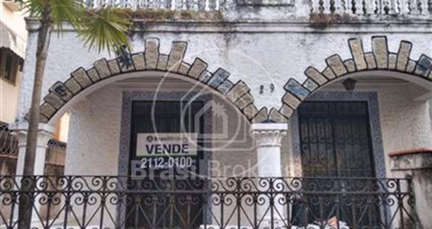 Casa à venda com 454,00m² e 7 quartos em Andaraí, Rio de Janeiro - rj
