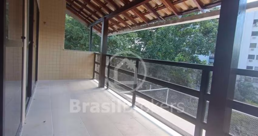 Casa de Condomínio à venda com 116m² e 3 quartos na Tijuca