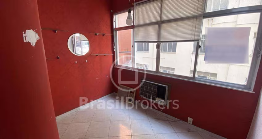 Excelente Sala Comercial/Residencial na Tijuca