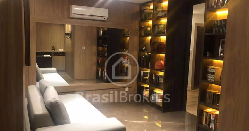 Imóvel Comercial à venda com 166,00m² e 7 quartos em Centro, Rio de Janeiro - rj