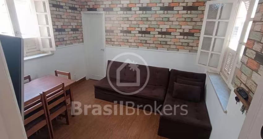 Lindo apto na Tijuca com 1 quarto