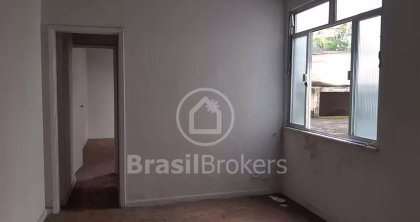 Sala quarto com vaga escriturada para investidor