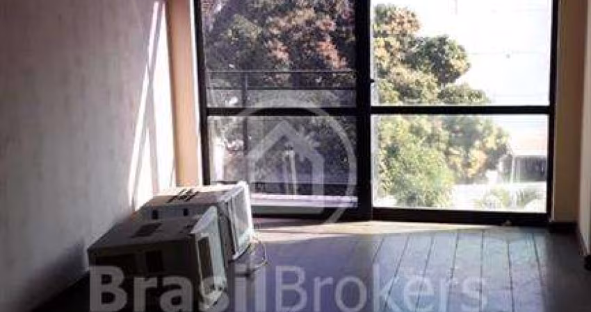 CONDOMINIO RESIDENCIAL CESAR BORDALLO - Apartamento 3 quartos, sendo 1 suíte