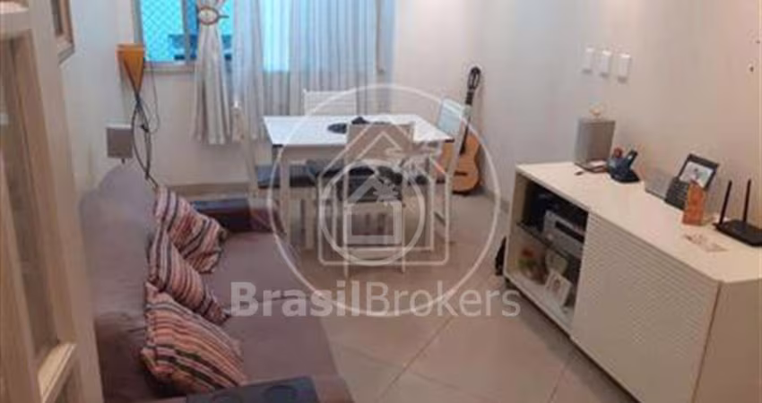 CONDOMINIO DO EDIFICIO DEL CAR - Apartamento 2 quartos