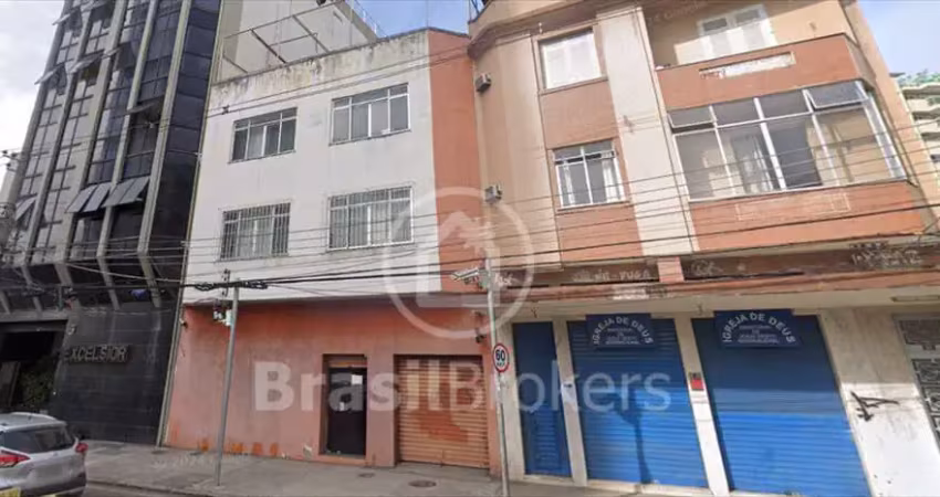 Prédio com 12 salas à venda na Rua Teixeira Soares, Praça da Bandeira, Rio de Janeiro