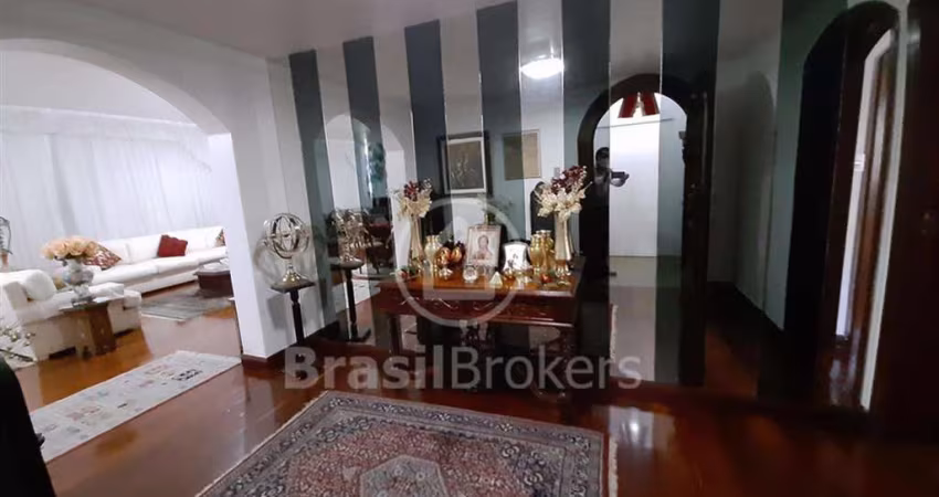 CONDOMINIO EDIFICIO LAGUNA - Apartamento 4 quartos, sendo 2 suítes