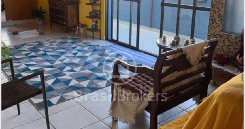 Cobertura à venda com 156,00m² e 4 quartos em ANDARAÍ, Rio de Janeiro - RJ