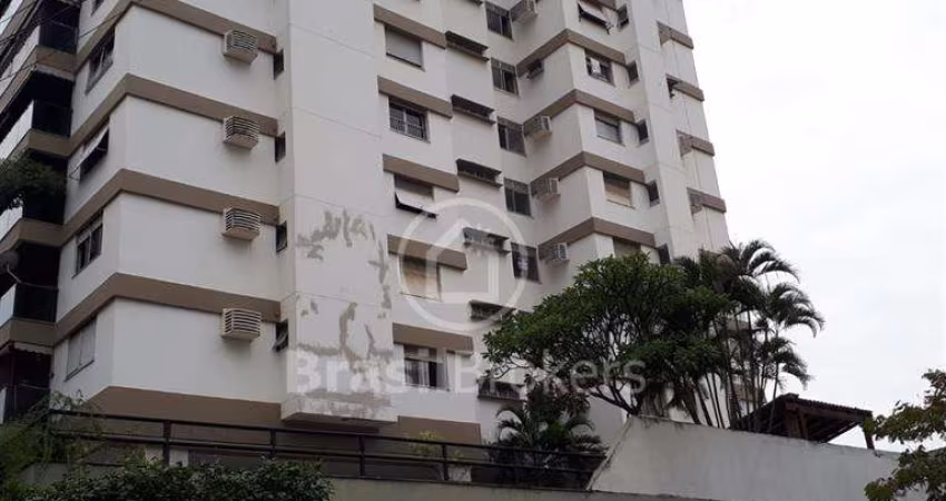 CONDOMINIO DO EDIFICIO GENERAL MATTOS JUNIOR - Apartamento 2 quartos, sendo 1 suíte