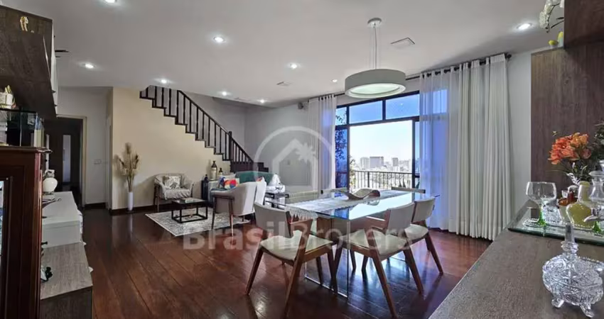 Bela cobertura duplex no coração da tijuca com vista panorâmica 4 quartos e 3 vagas