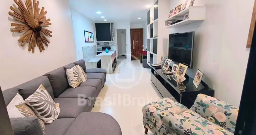 Apartamento de 2 quartos (1 suítes) com 87 m² em um condomínio com infra a 2 minutos do metrô.