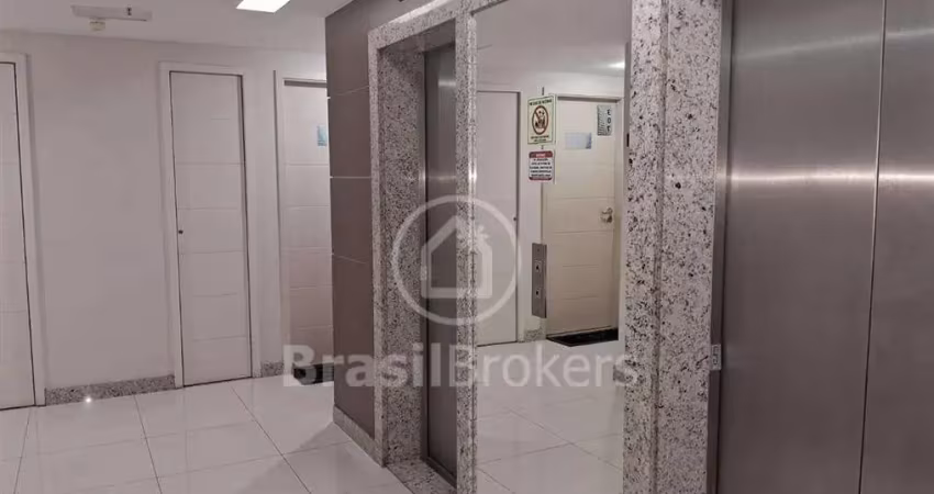 Sala comercial com 1 sala à venda na Rua Pinto de Figueiredo, Tijuca, Rio de Janeiro