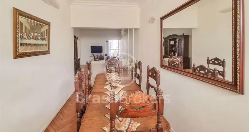 Apartamento 2 quartos com dependencia revertida pra 3º quarto - tijuca -