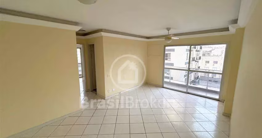 Apartamento de 3 quartos (1 suíte) com 94 m² em condomínio com infra.